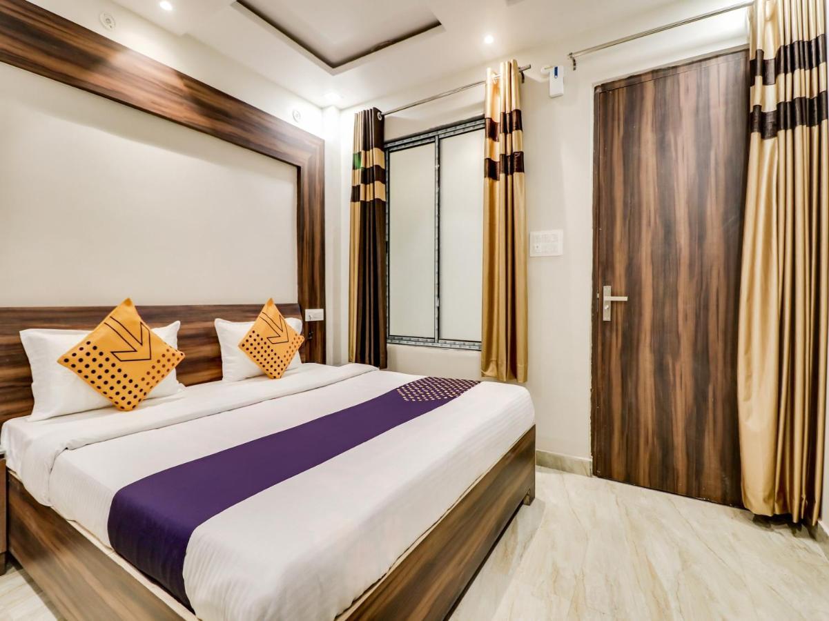 Spot On 69549 Hotel Shri Ram Kashi Muthiganj Eksteriør bilde