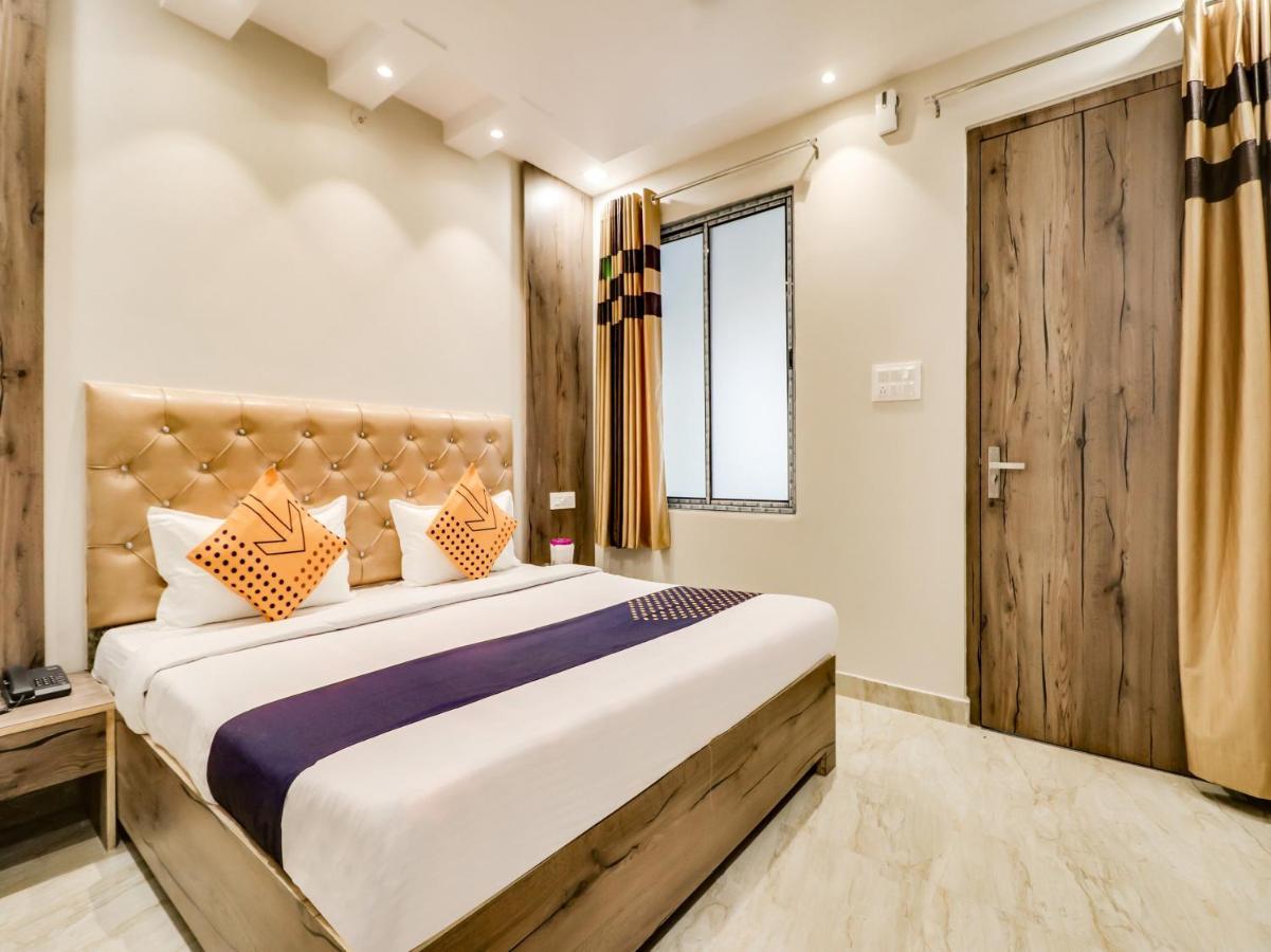 Spot On 69549 Hotel Shri Ram Kashi Muthiganj Eksteriør bilde