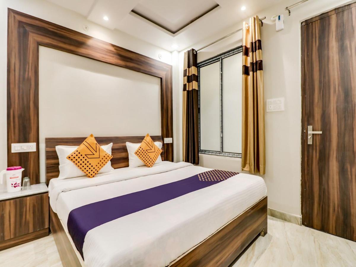 Spot On 69549 Hotel Shri Ram Kashi Muthiganj Eksteriør bilde