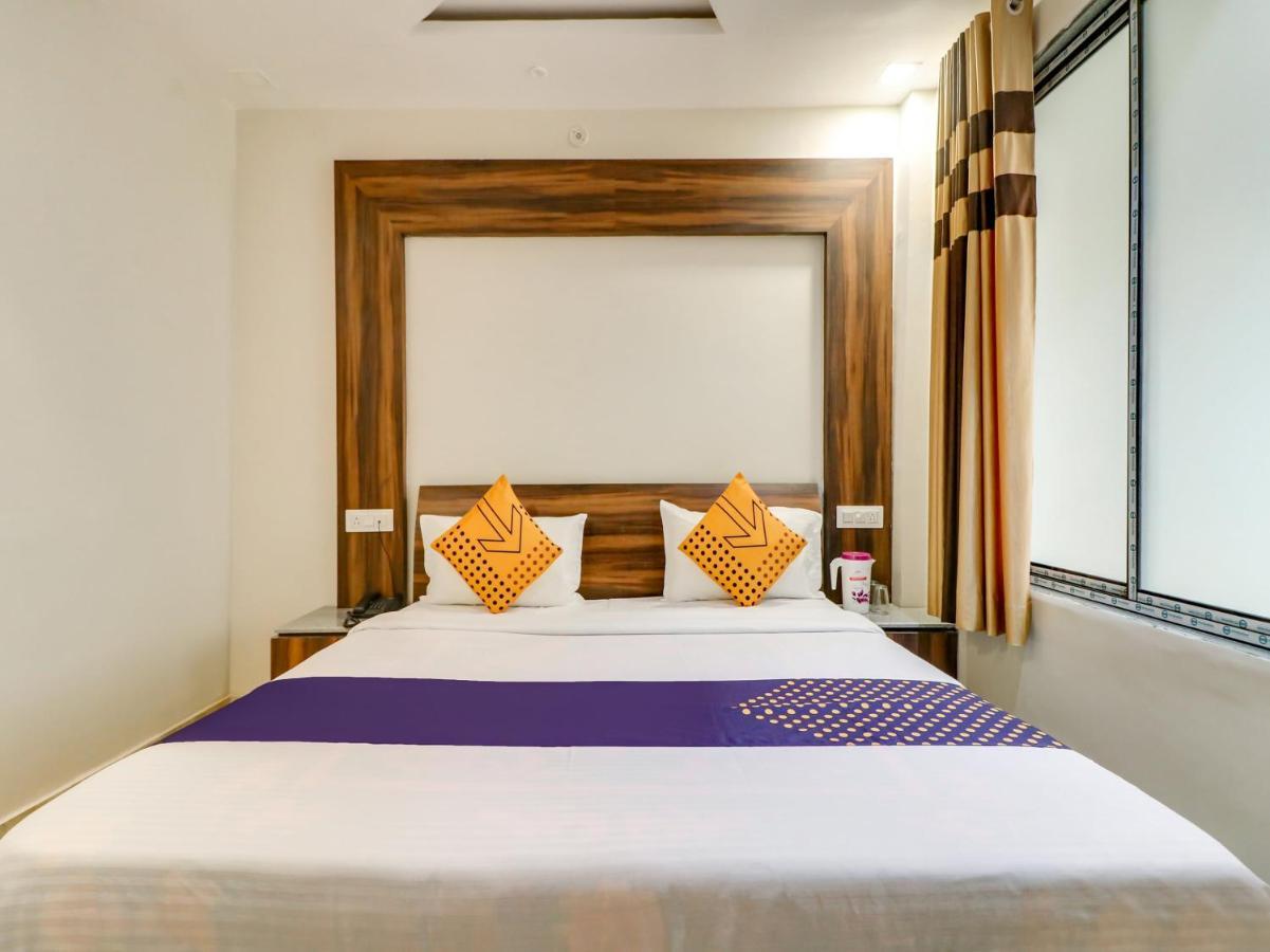 Spot On 69549 Hotel Shri Ram Kashi Muthiganj Eksteriør bilde