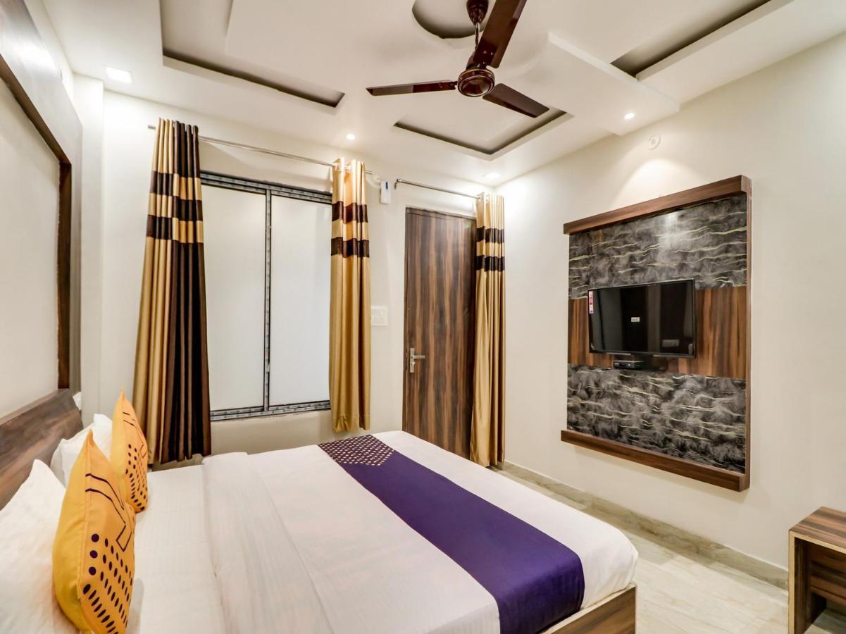 Spot On 69549 Hotel Shri Ram Kashi Muthiganj Eksteriør bilde